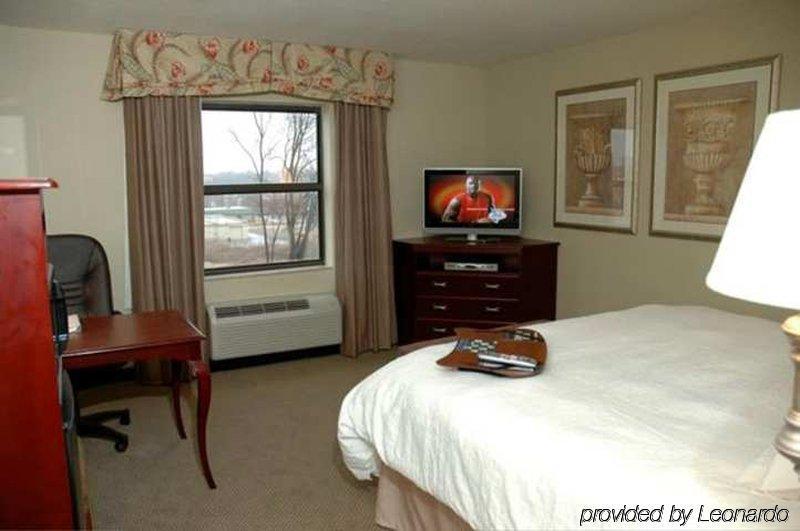 Hampton Inn & Suites-Florence Downtown חדר תמונה