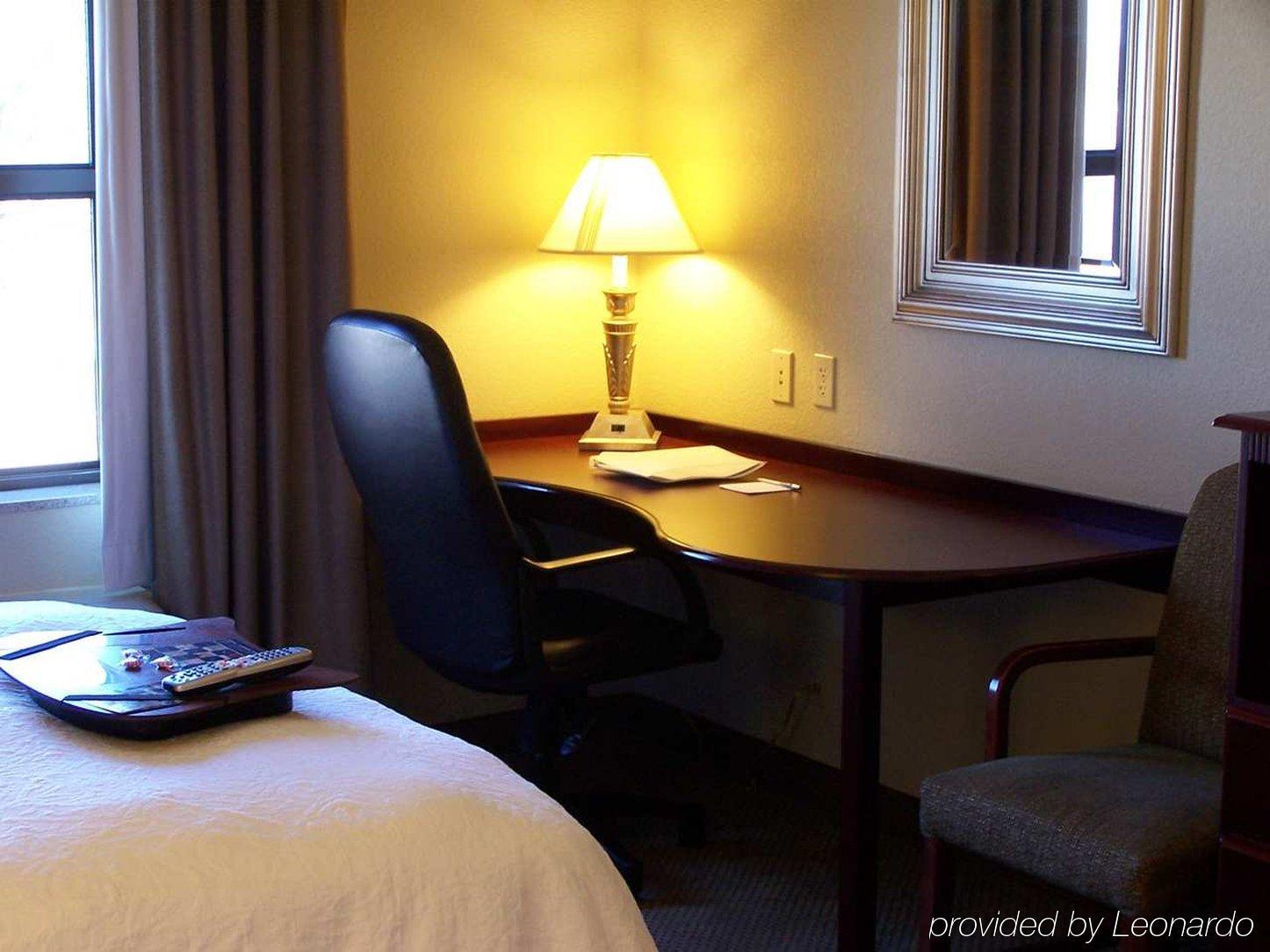 Hampton Inn & Suites-Florence Downtown חדר תמונה